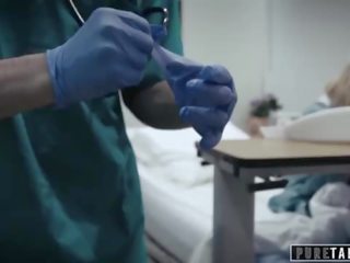 Čista tabu perv dr. daje najstnice bolnik vagina izpit