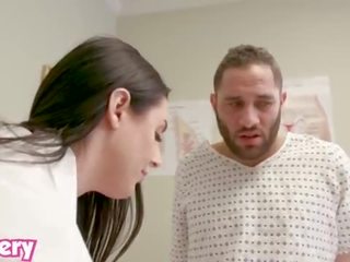 Trickery - medic anxhela e bardhë fucks the i gabuar i durueshëm